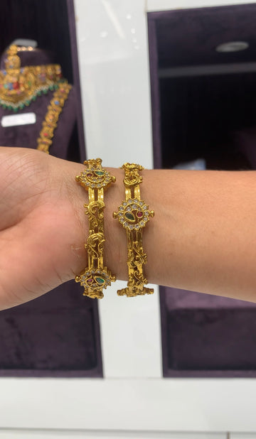 Beautiful peacock design uncut stones bangles