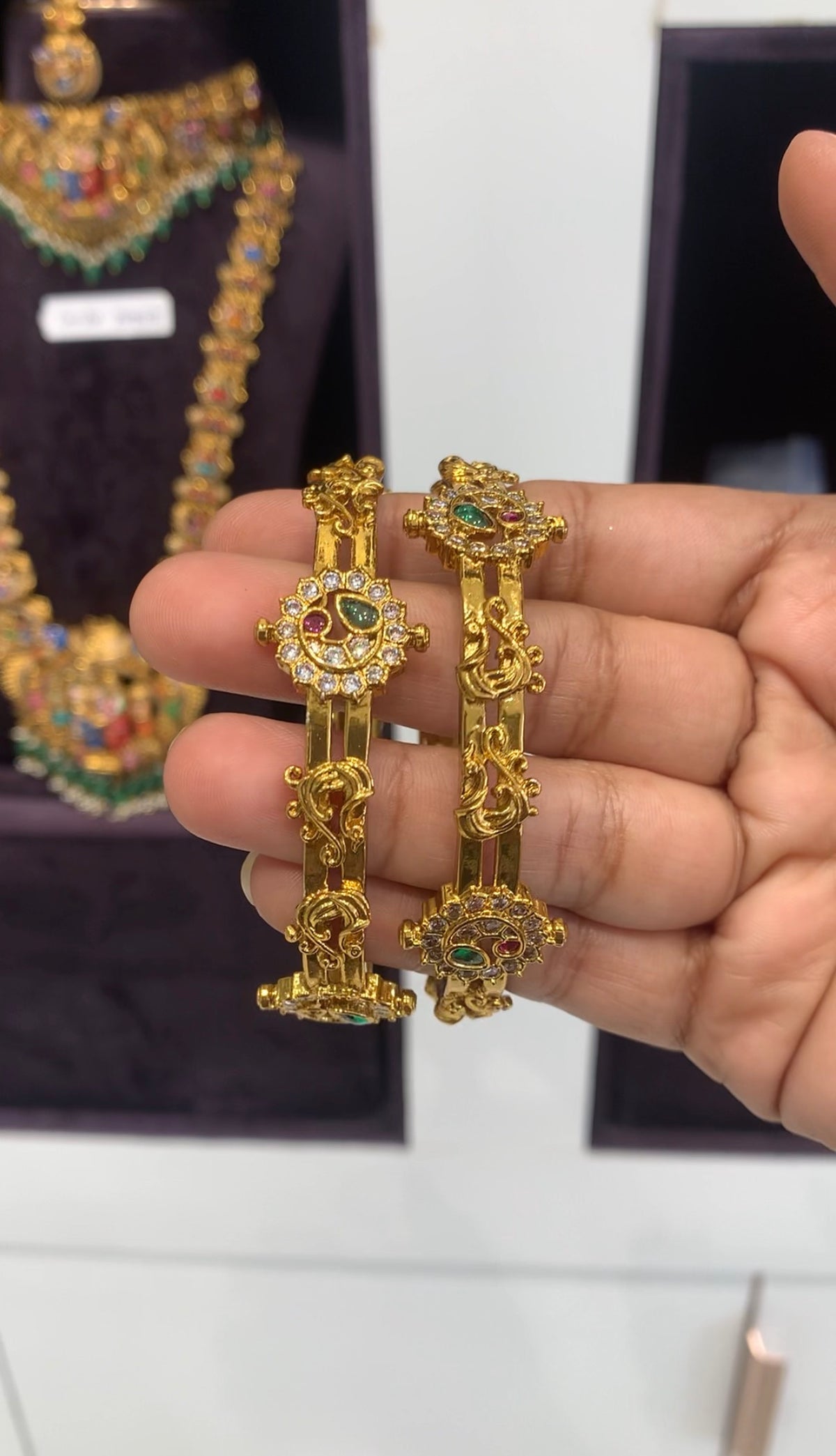 Beautiful peacock design uncut stones bangles