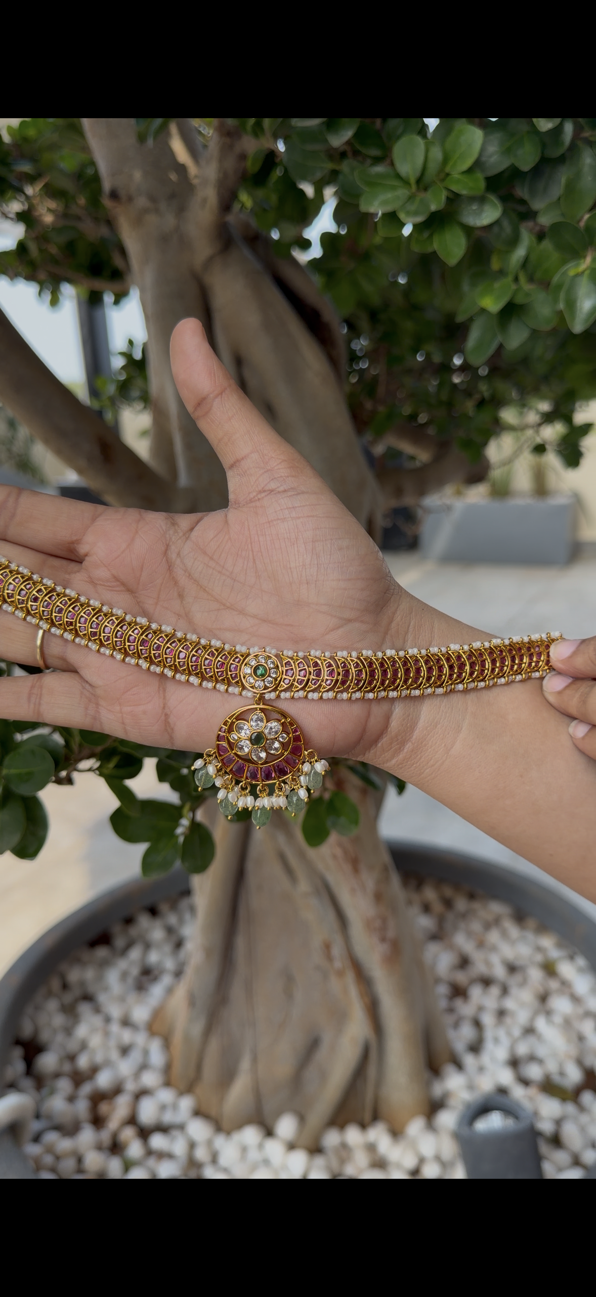 Beautiful pota stone necklace set with pushback earrings