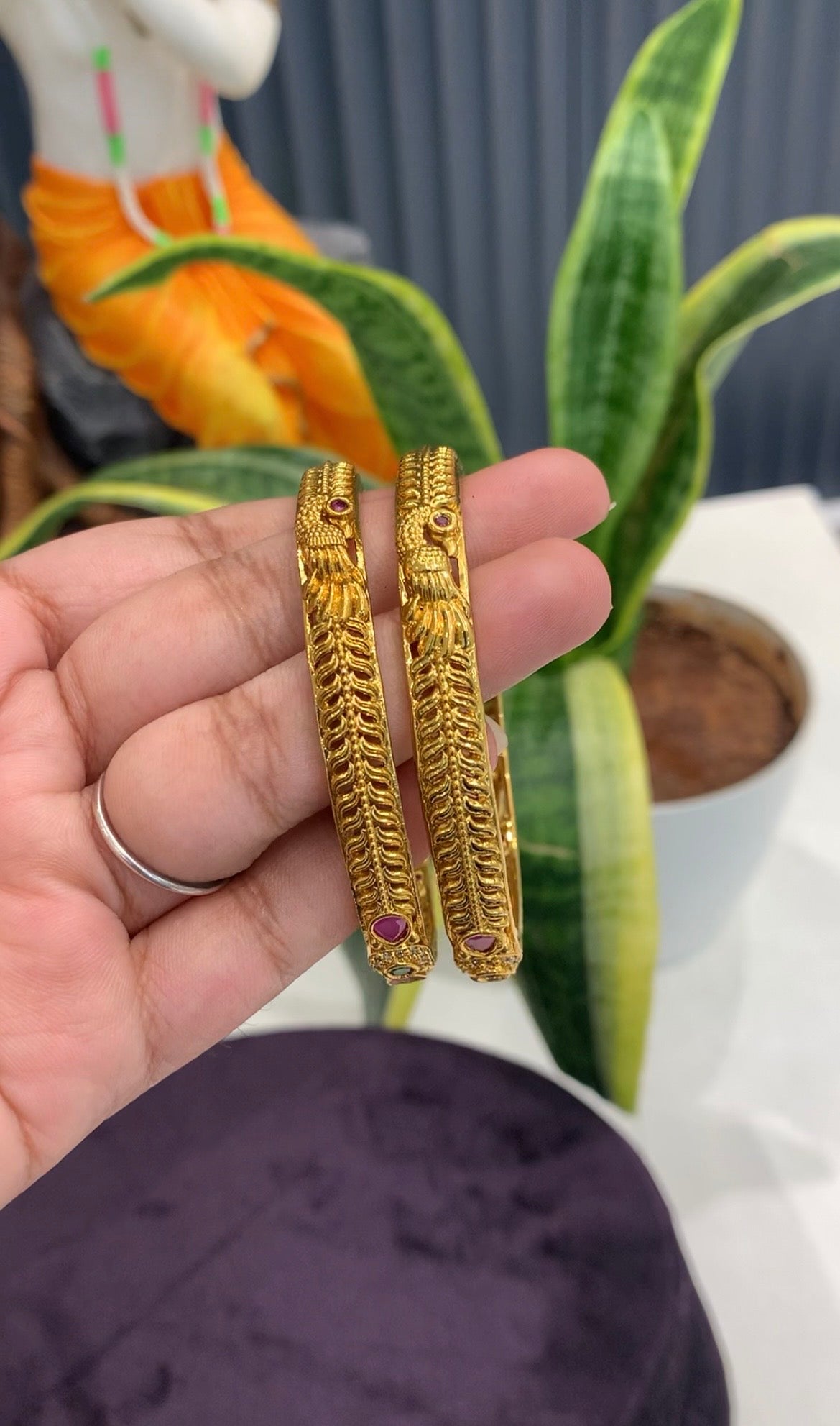 Beautiful pota stone bangles