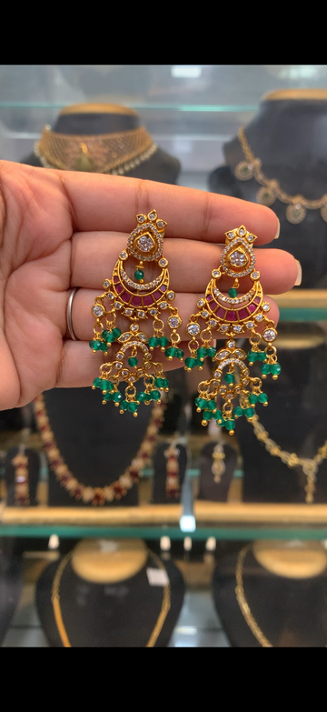 Beautiful earrings with pushback