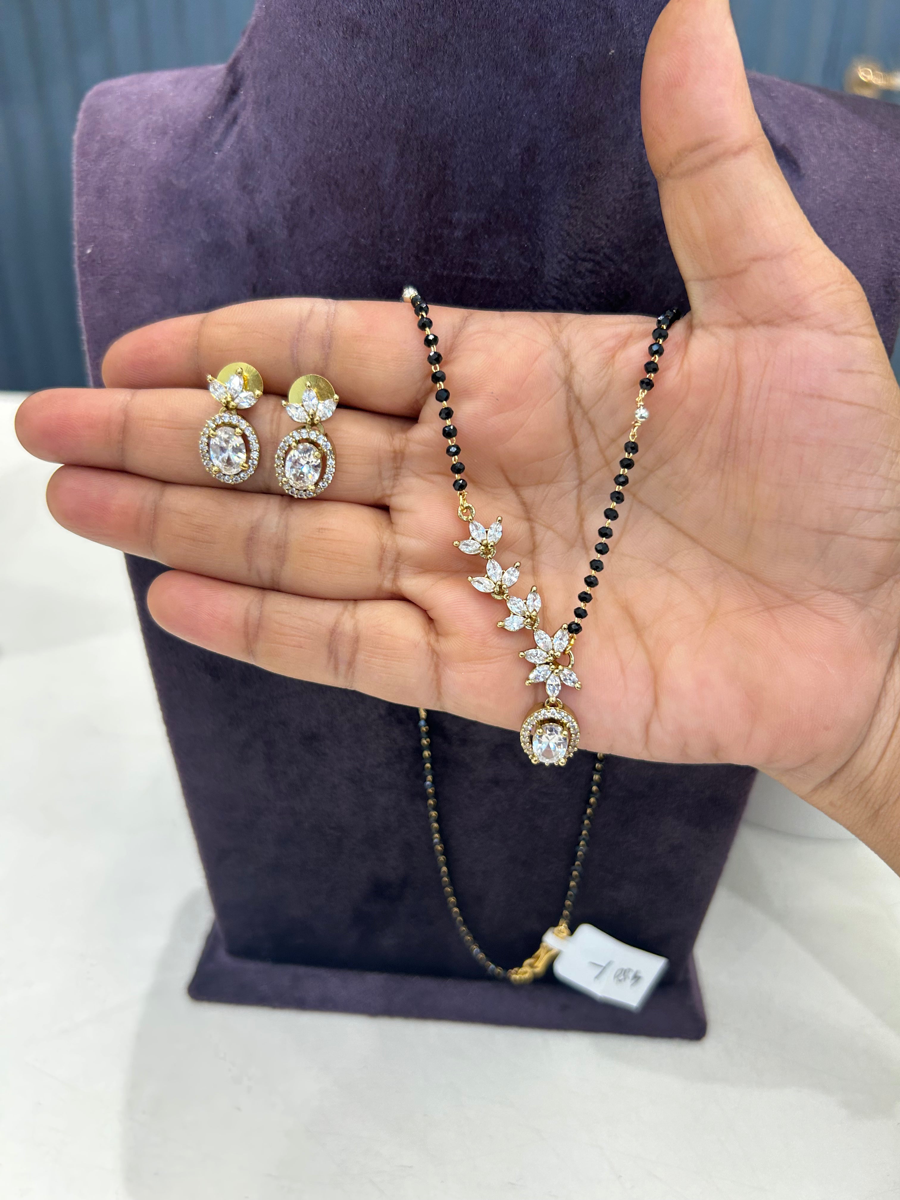 Beautiful Diamond Replica pendant set with blackbeads chain 18 inchs long