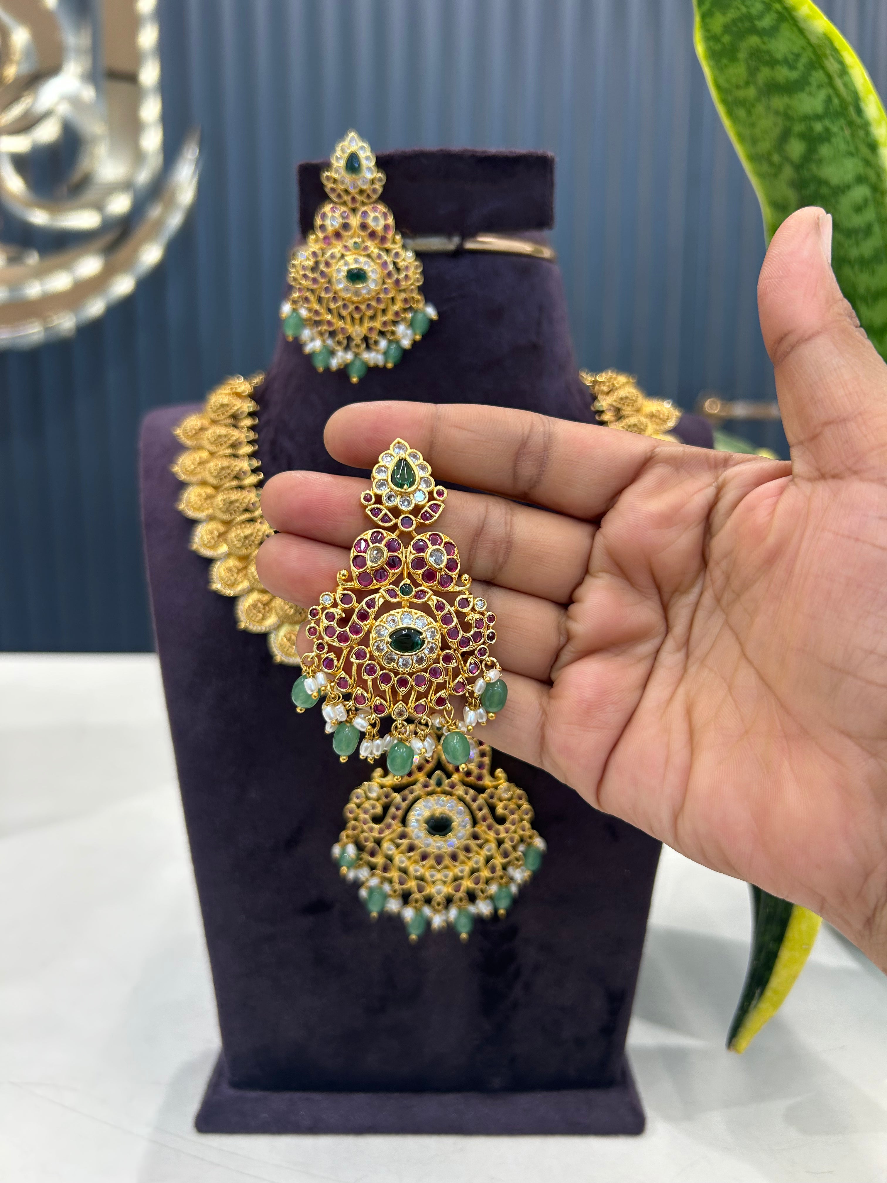 Beautiful pota stone kasula necklace with screwback ear hanging