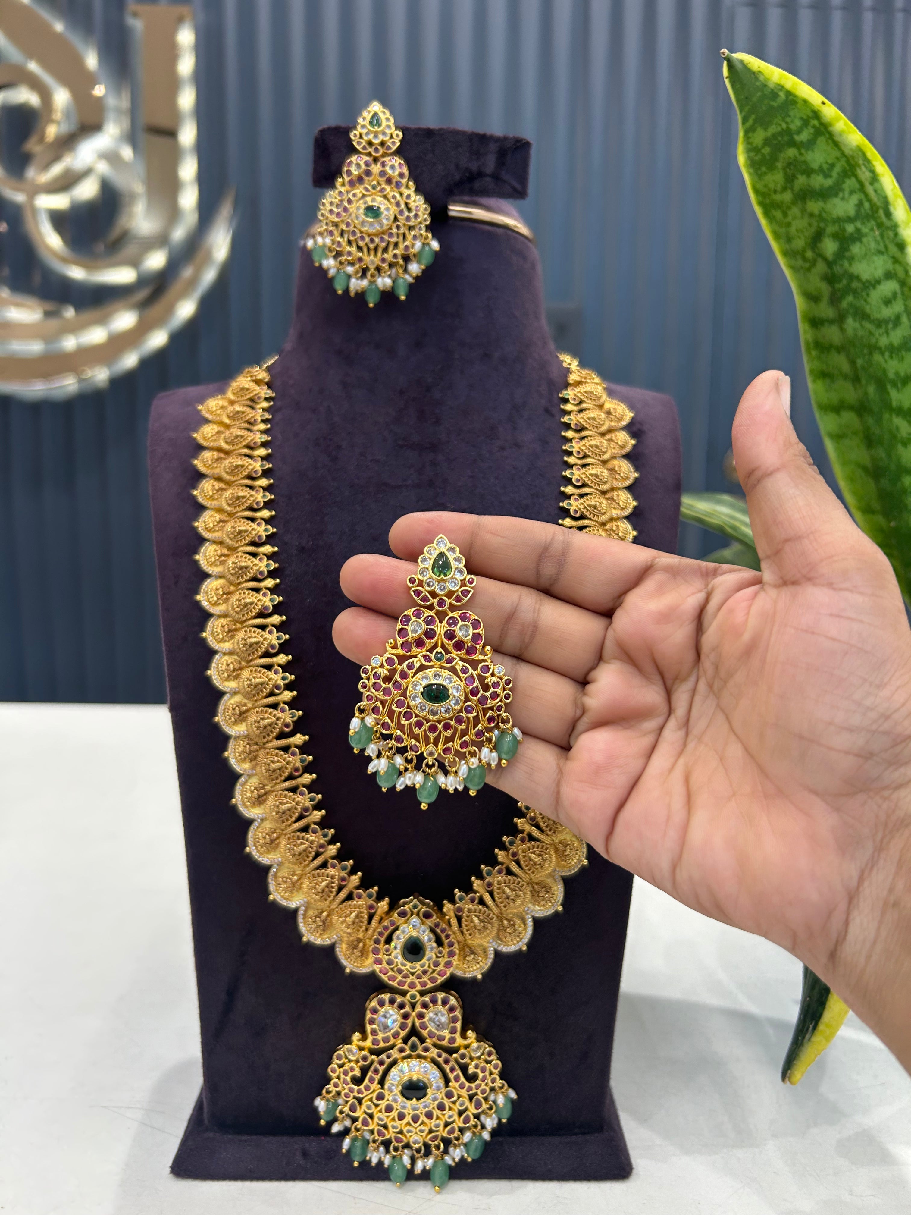 Beautiful pota stone kasula long haram with screwback ear hangings