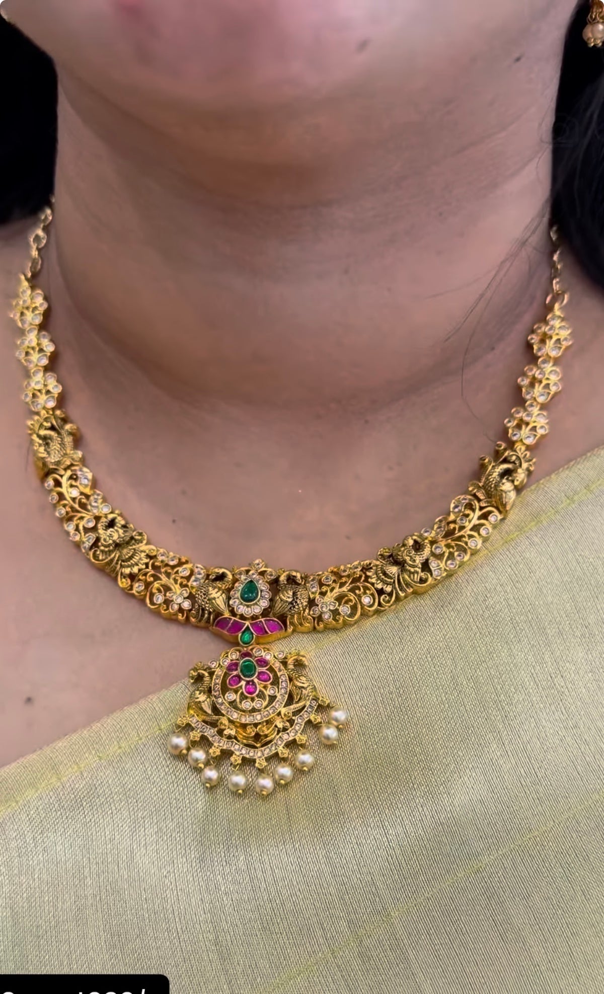Beautiful Jadau stone necklace with pushback jumkis