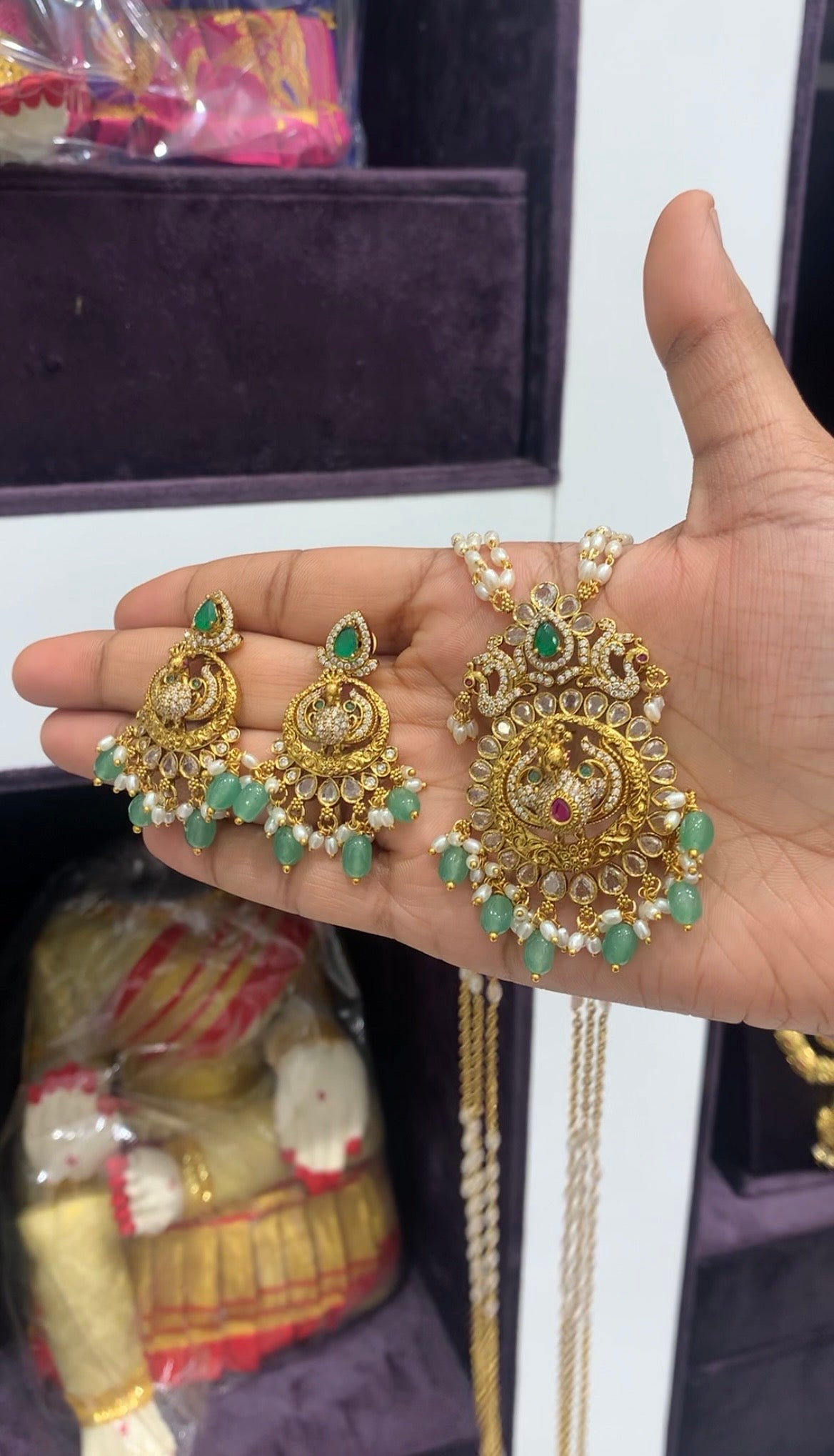 Beautiful uncut stone peacock design embossing pendant set with handmaking white pearls & Chandraharam chain 24 inch long