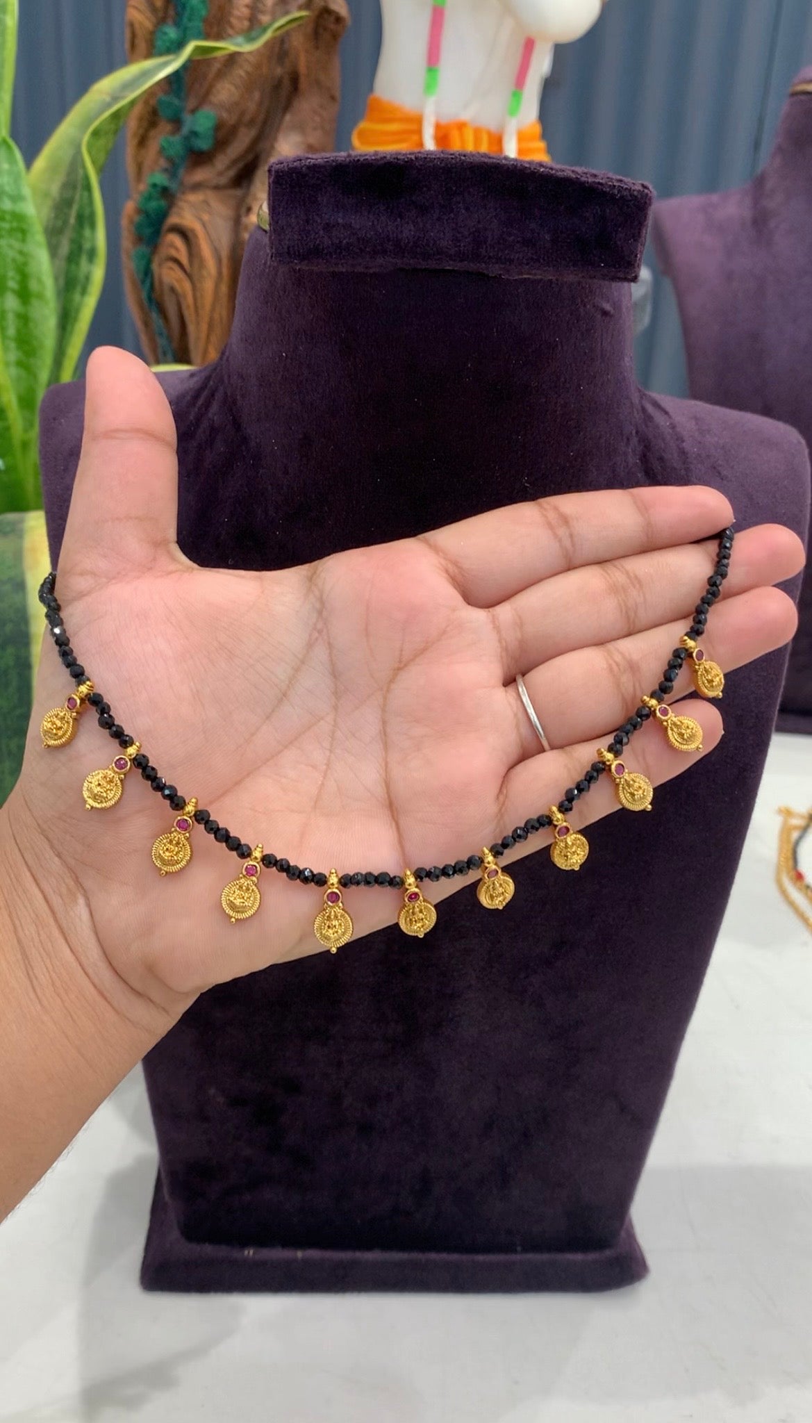 Beautiful Blackbeads kasula neckset