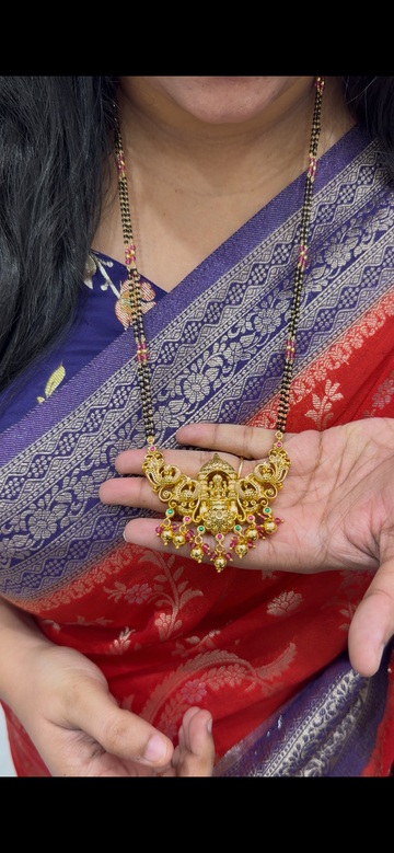 Beautiful jadau stone lakshmi devi pendant blackbeads chain 24 inchs long