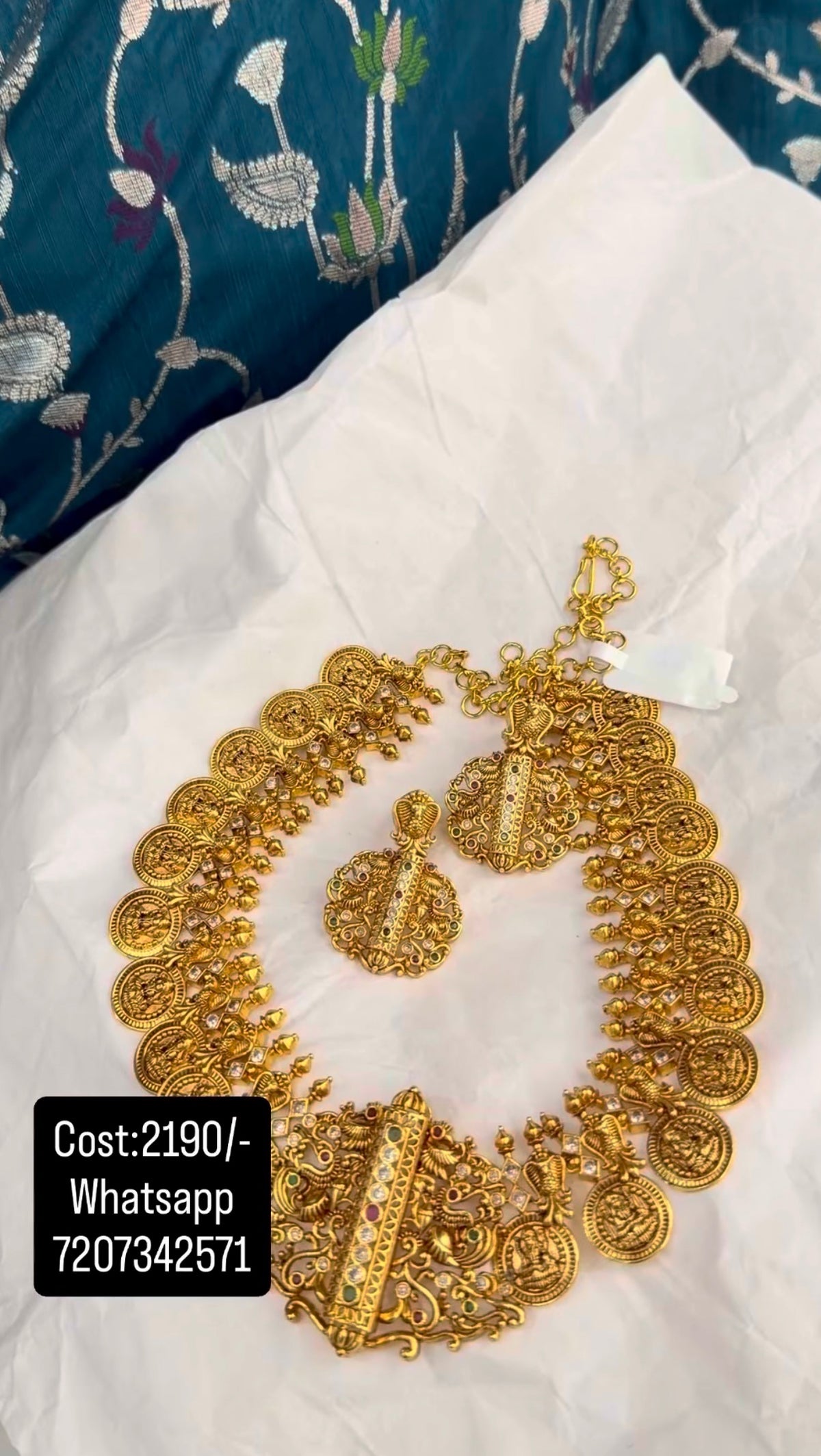 Beautiful kasula model necklace with pushback ear hangings
