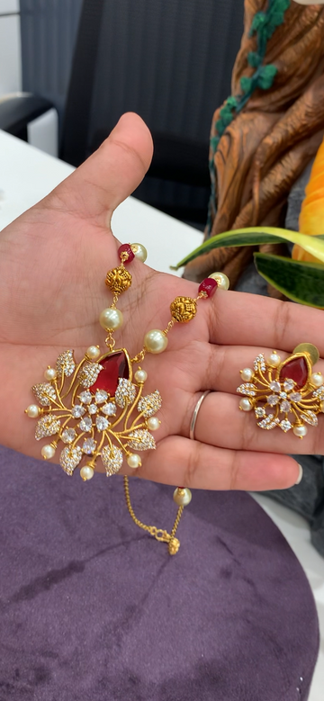 Beautiful red colour pendant set with pearls & beads mala 18 inchs long