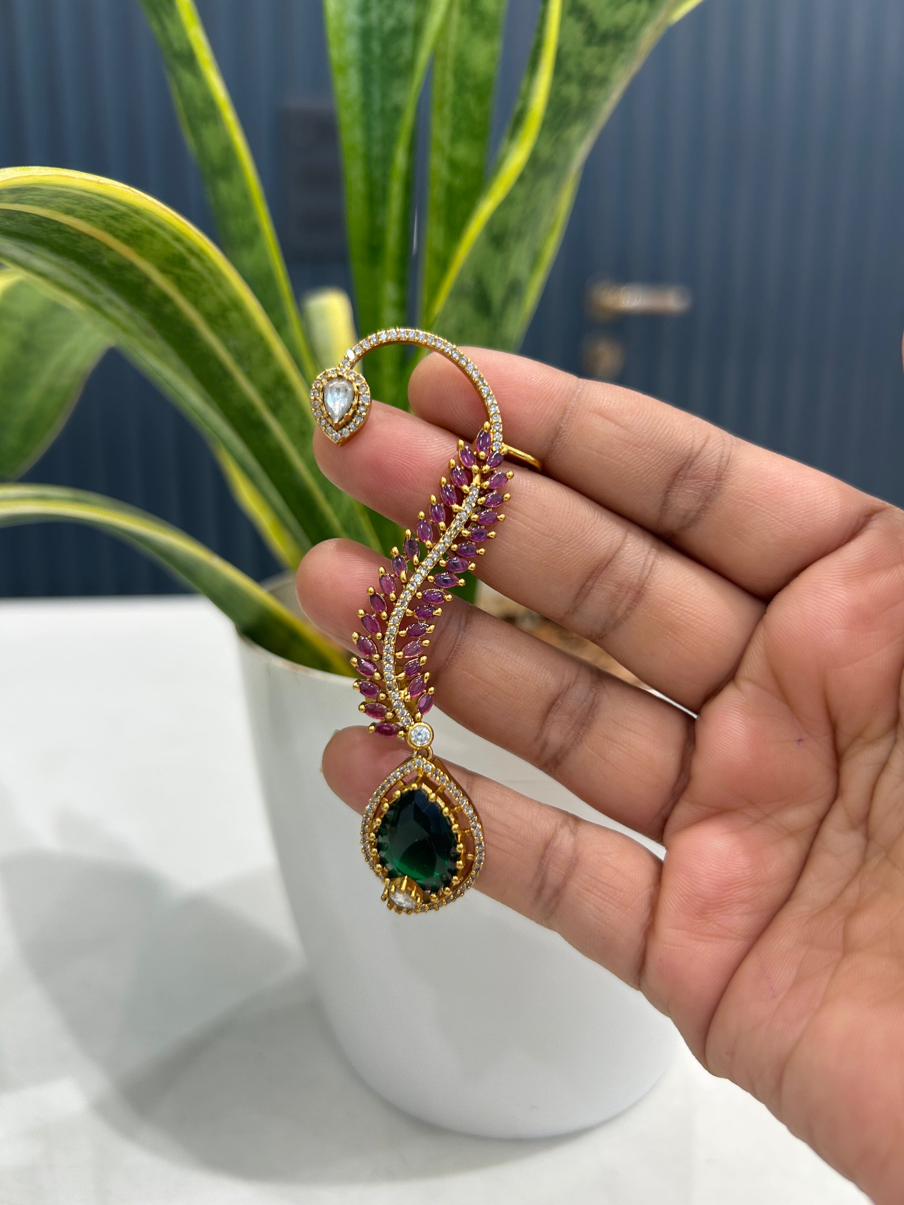 Beautiful CZ stones earcufffs with pushback