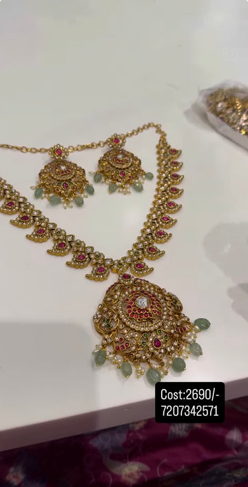 Beautiful pink stones mango design necklace with pushback hangings