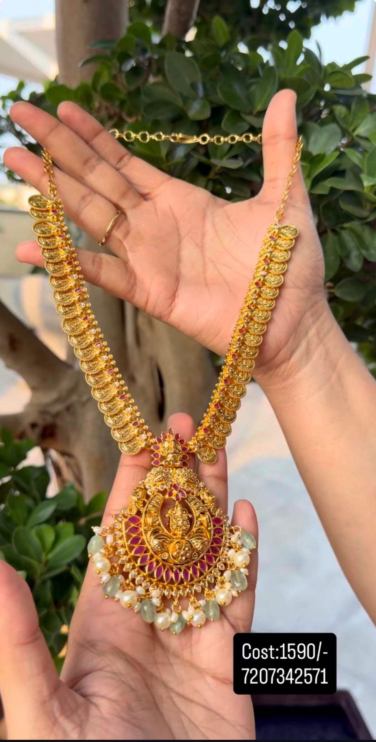Beautiful pota stone pendant kasula model necklace with pushback jumkis