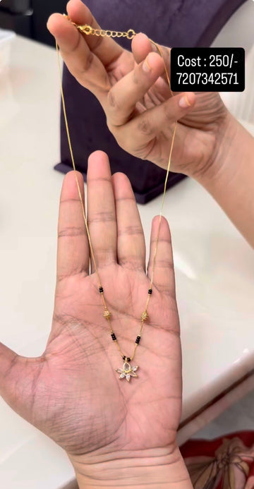 Beautiful simple blackbeads chain 18 inchs long