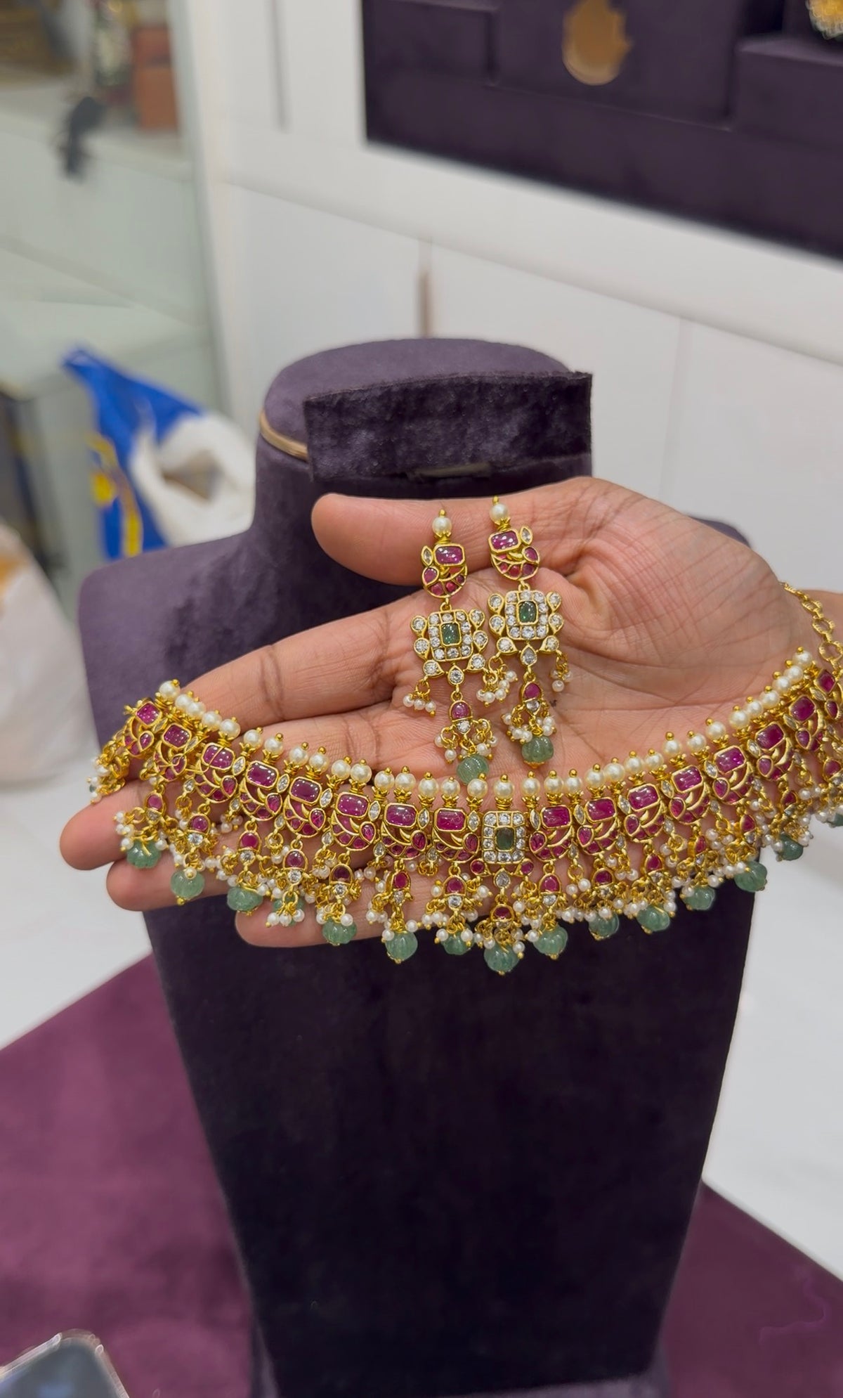 Beautiful pota stone chocker set with beads finishing
