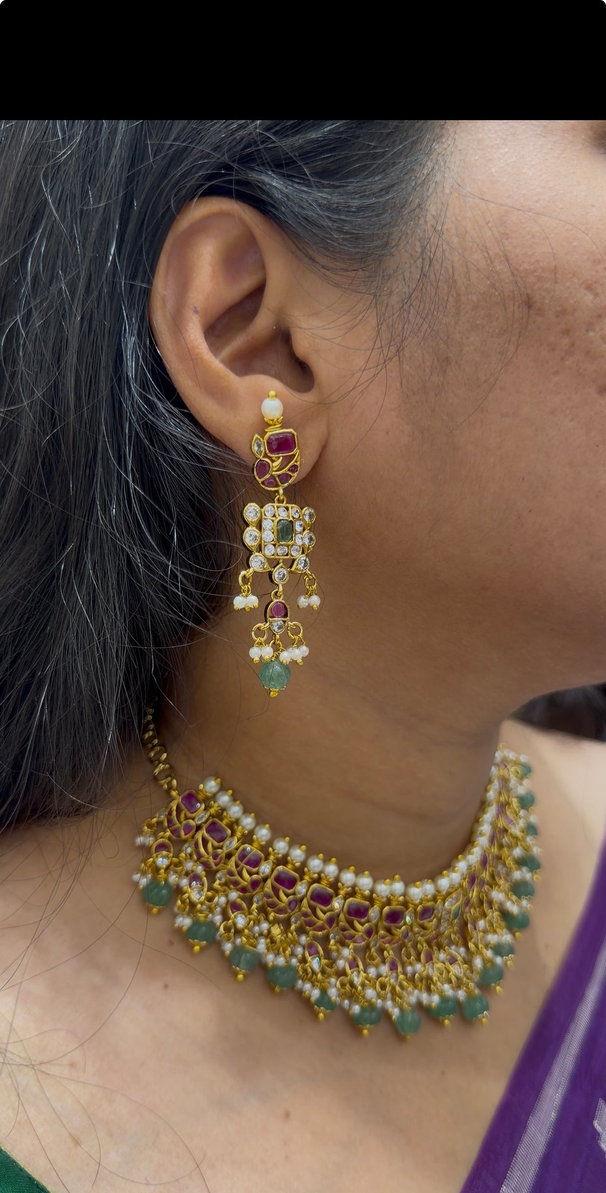 Beautiful pota stone chocker set with beads finishing