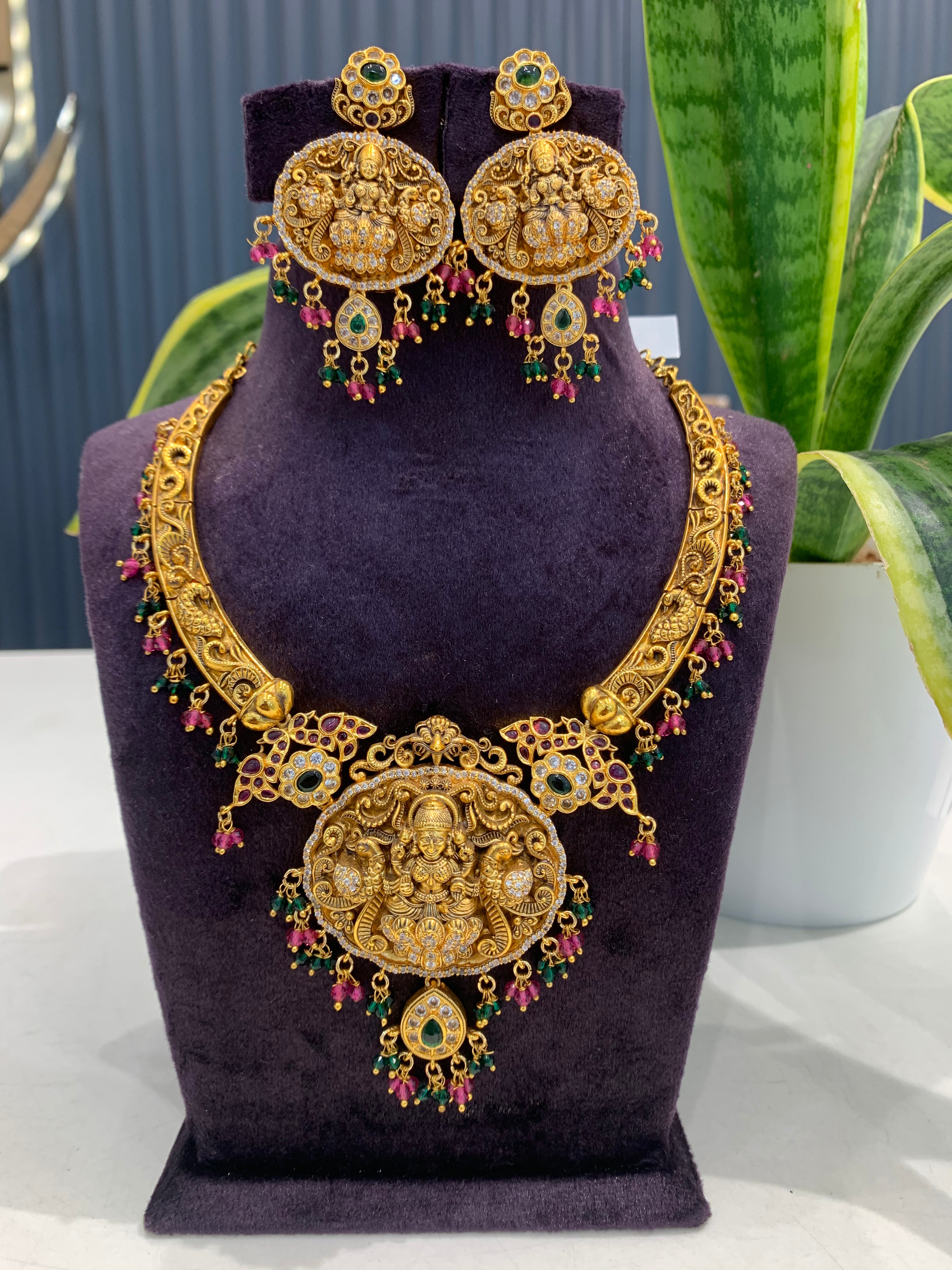 Beautiful Lakshmi devi kanti model necklace with pushback ear hangings