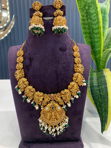 Beautiful pota stone Lakshmi devi model necklace with with screwback jumkis