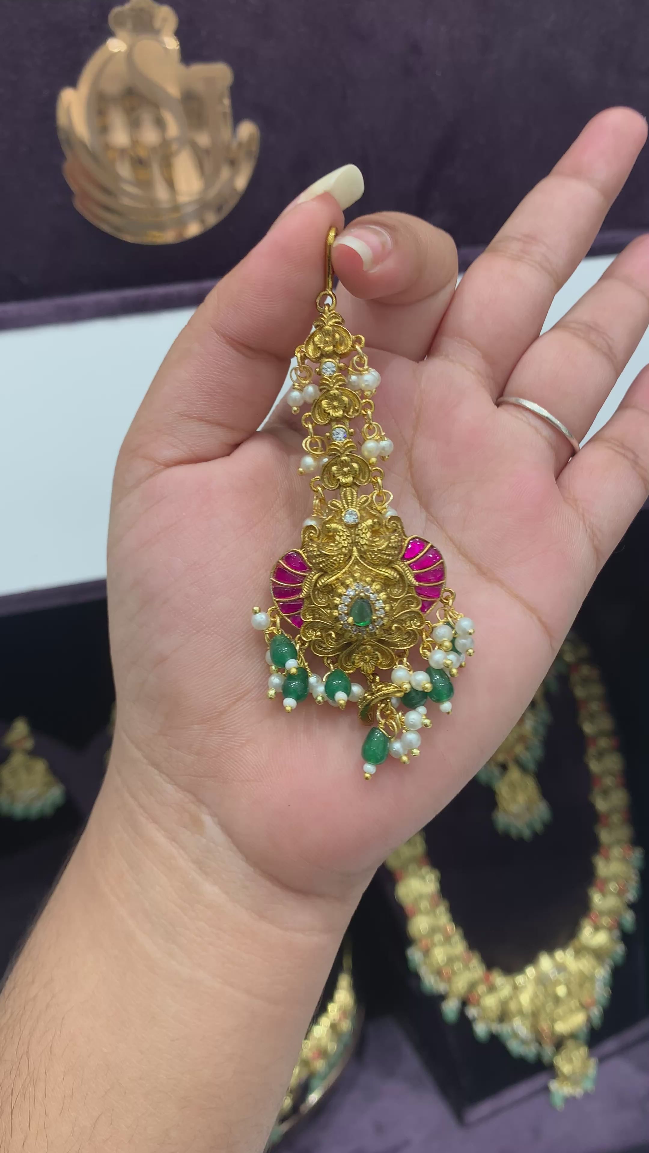 Beautiful Jadav Stone Tikka