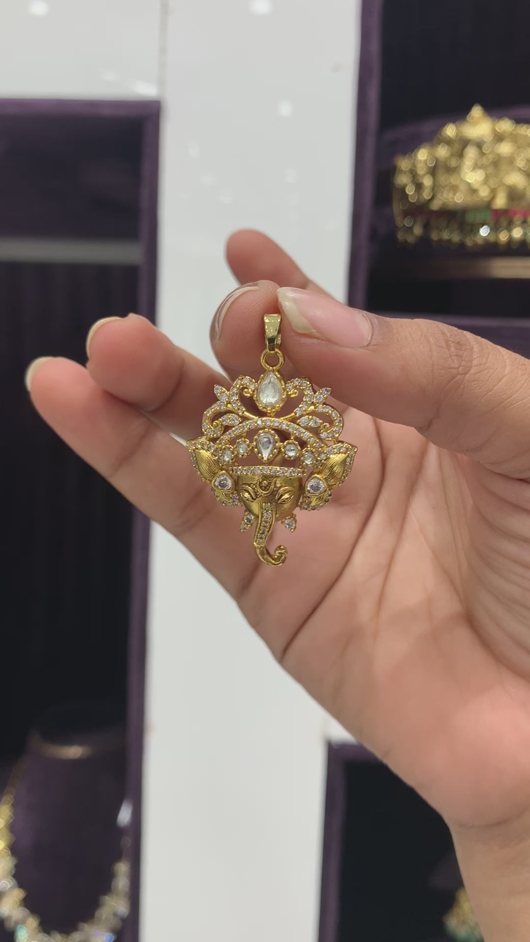 Beautiful Ganesha Locket