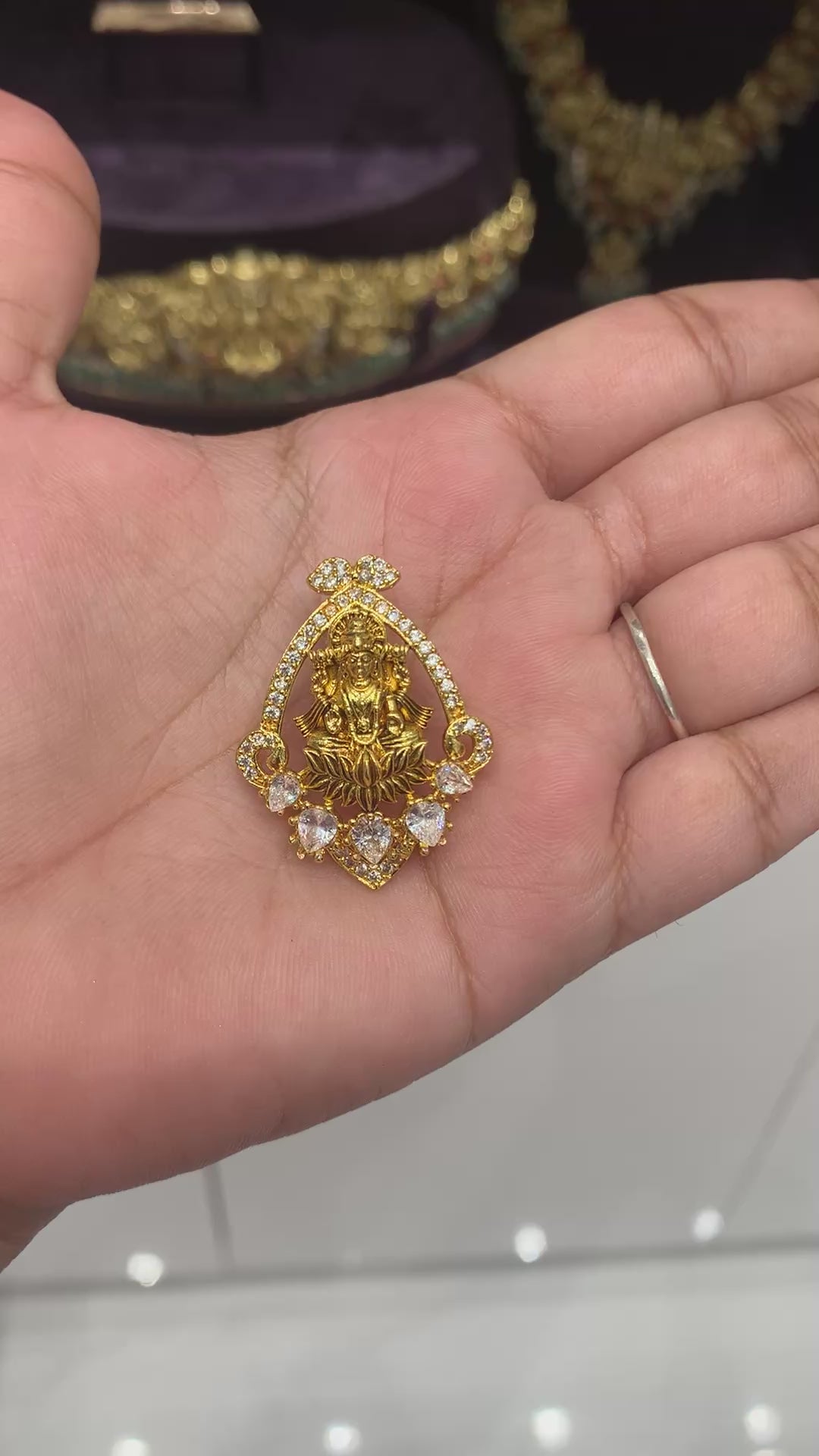 Beautiful Traditional Pendent With Backhook